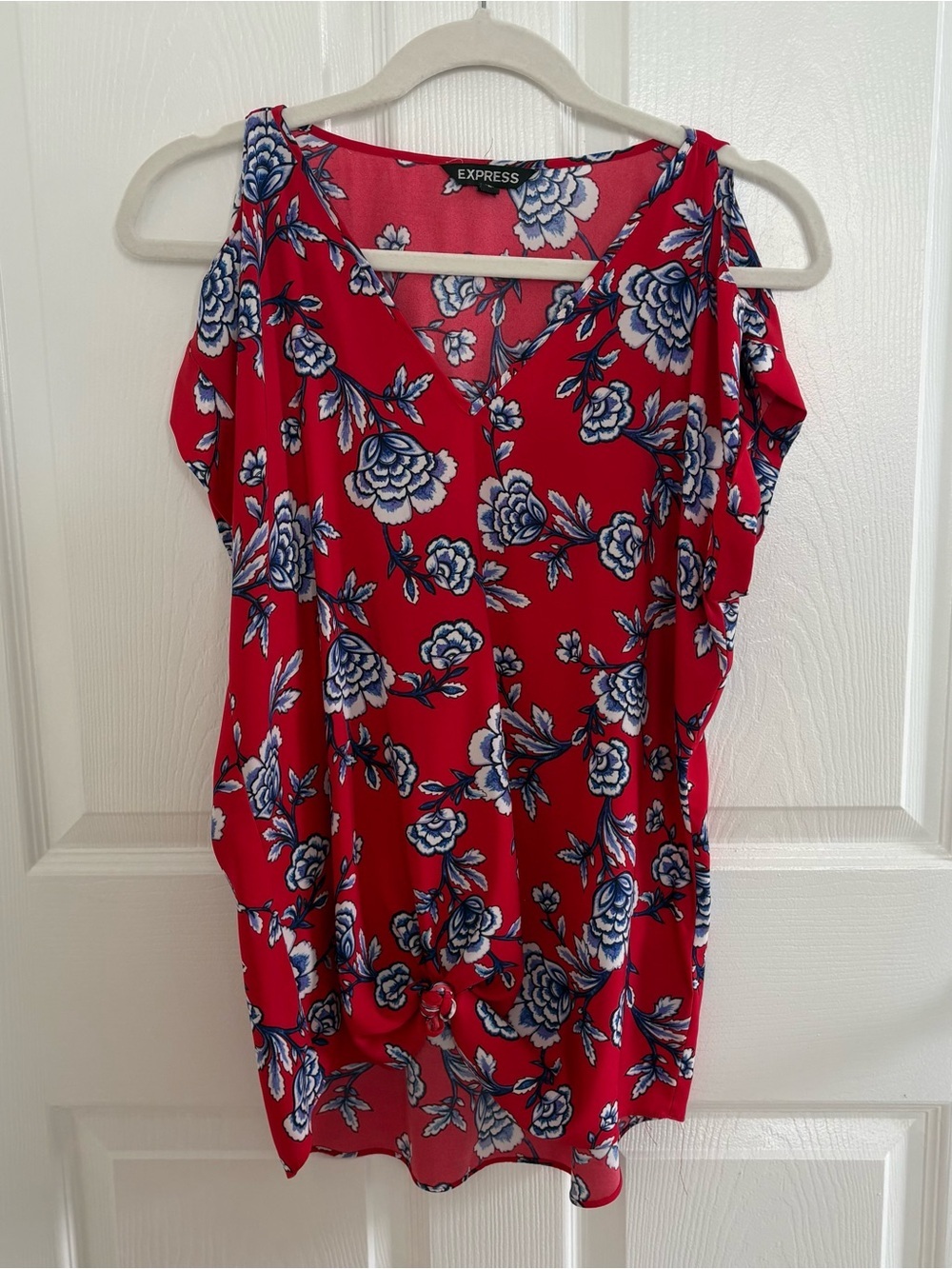 Express Red Floral V-Neck Cold Shoulder Blouse with Blue-White Print - Picture 2 of 5